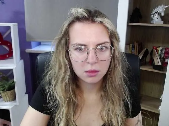 soft-zoey Image 9