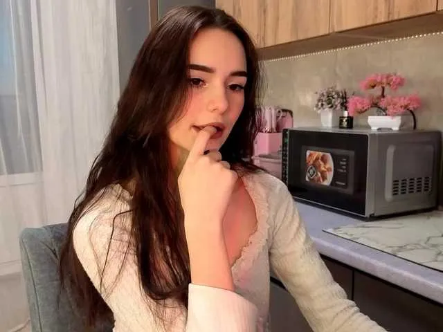 Ellidi – webcam model profile photo Image 2