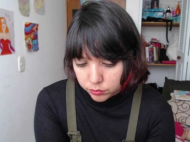 Splesaaa – webcam model profile photo Image 12