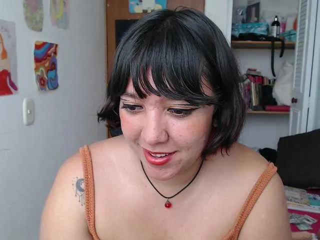 Splesaaa – webcam model profile photo Image 13