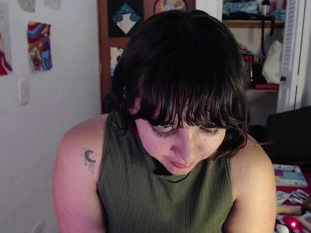 Splesaaa – webcam model profile photo Image 14