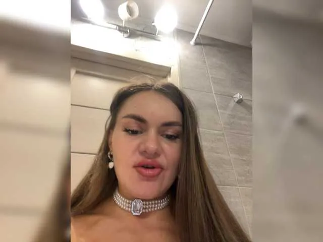 glossybabe_ – webcam model profile photo Image 17