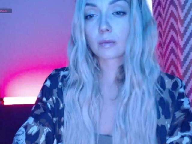 sophiesinclair – webcam model profile photo Image 15