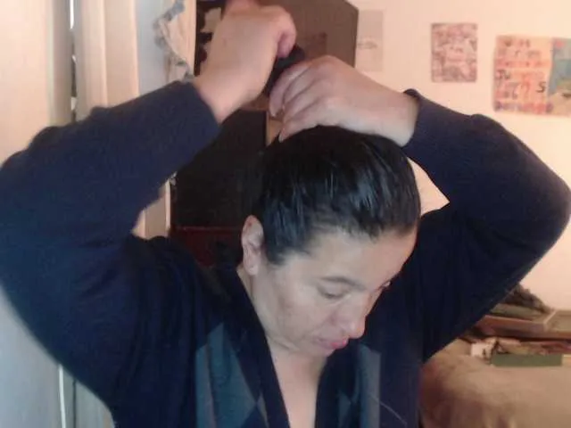Likachkaa – webcam model profile photo Image 18