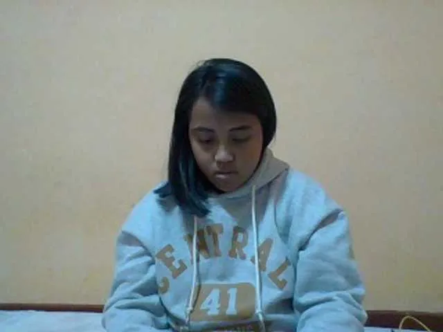 Likachkaa – webcam model profile photo Image 12