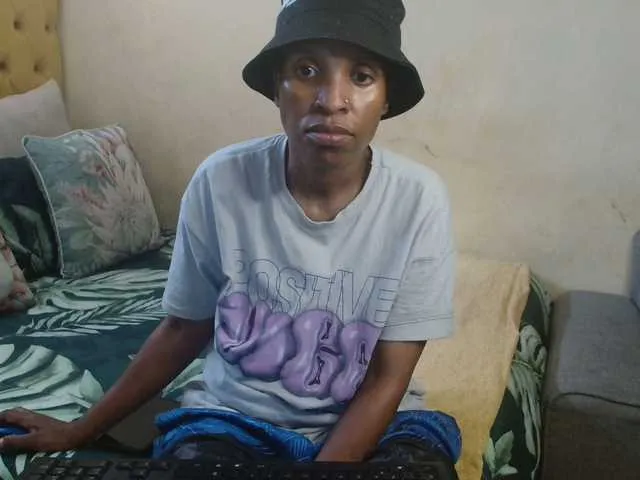 aryiia – webcam model profile photo Image 3