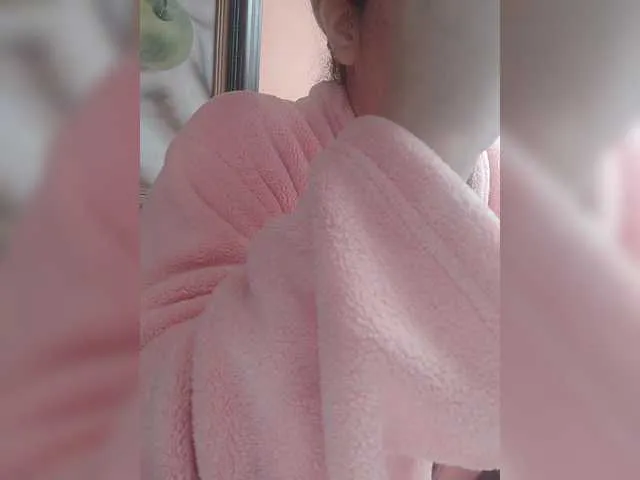 -Miray- – webcam model profile photo Image 3