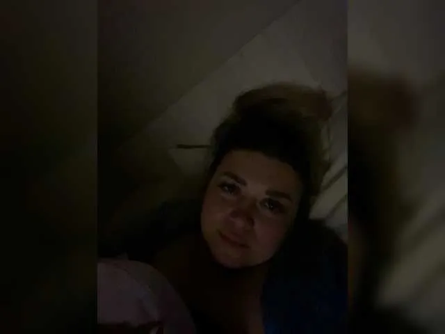 korinaluvv – webcam model profile photo Image 5