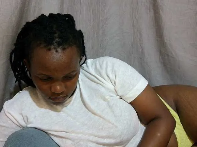 Para-po-paramam – webcam model profile photo Image 7