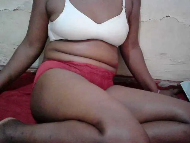 LoveAndSex24 – webcam model profile photo Image 5