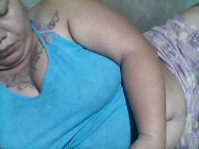 bunnydollstella – webcam model profile photo Image 6