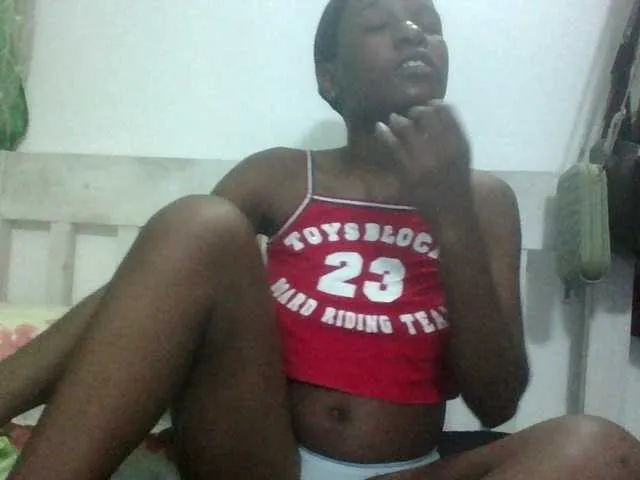 Koketka – webcam model profile photo Image 12