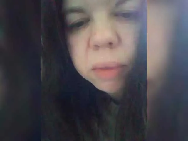 glossybabe_ – webcam model profile photo Image 18