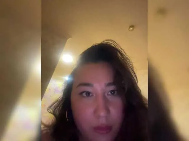 korinaluvv – webcam model profile photo Image 5