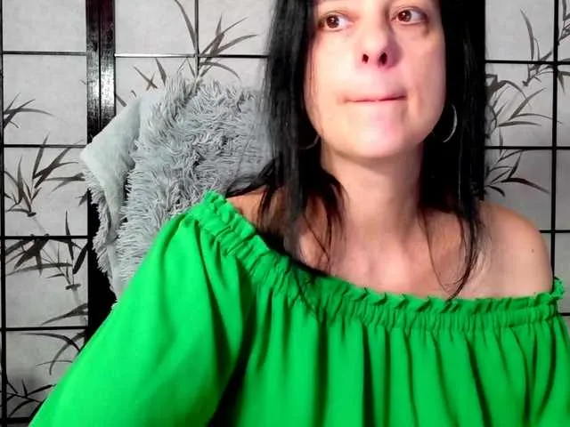 Tvoyasamka77 – webcam model profile photo Image 10
