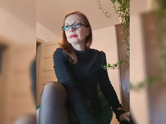 misshowl – webcam model profile photo Image 18