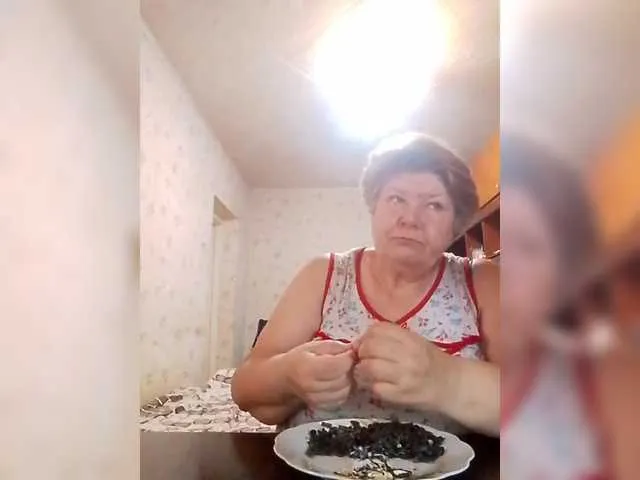 LinaTwins – webcam model profile photo Image 10