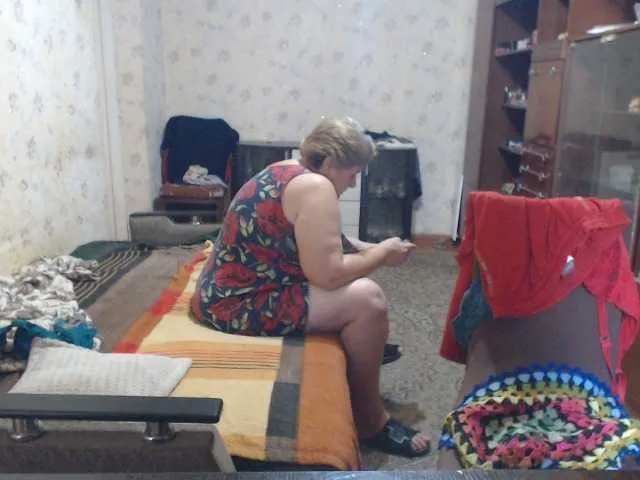 LinaTwins – webcam model profile photo Image 13