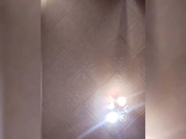 LinaTwins – webcam model profile photo Image 9