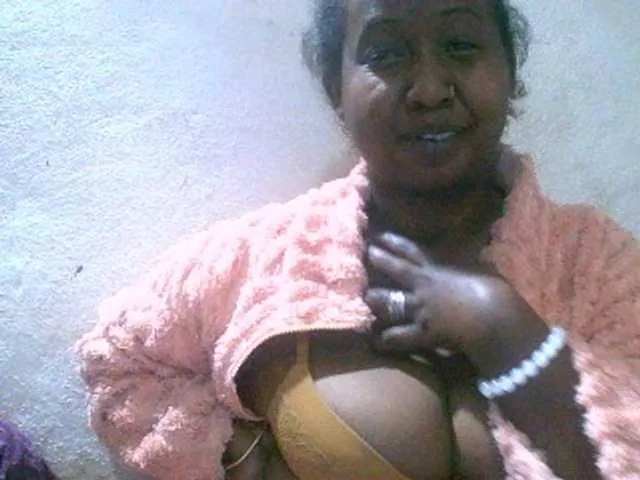 -The-sweet-couple- – webcam model profile photo Image 12