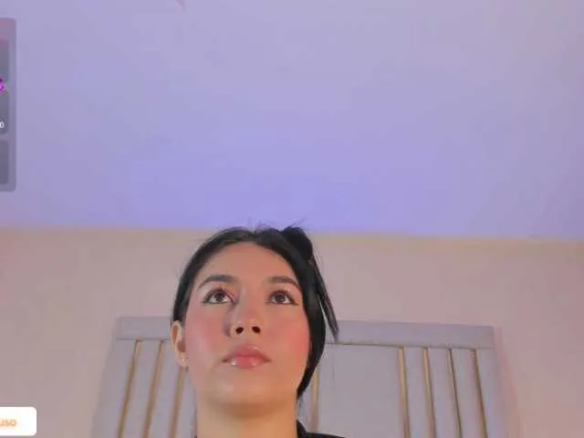 biancastrongg – webcam model profile photo Image 5