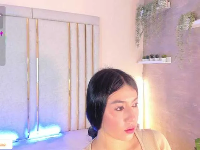 biancastrongg – webcam model profile photo Image 8