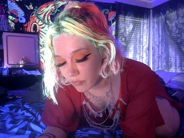 NatashaRouge – webcam model profile photo Image 11