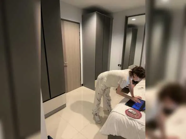 MiaTonyy – webcam model profile photo Image 4