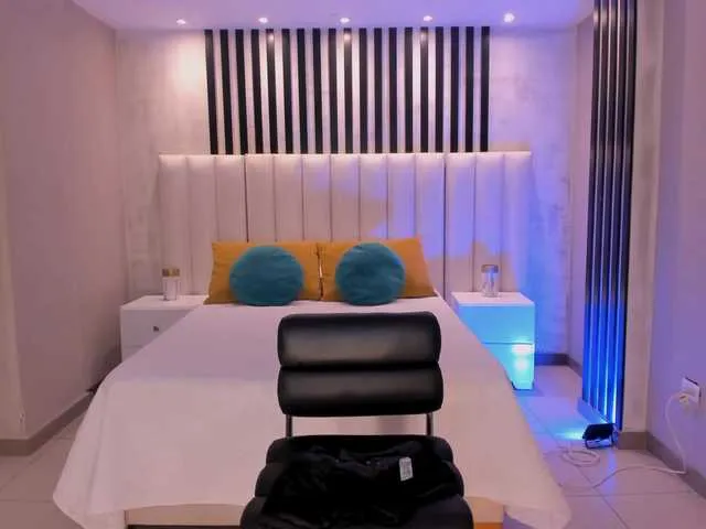 transcannabis420 – webcam model profile photo Image 6