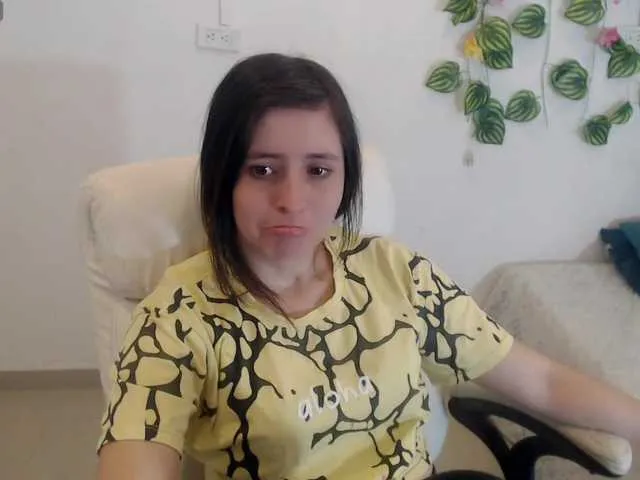 xunybany – webcam model profile photo Image 4