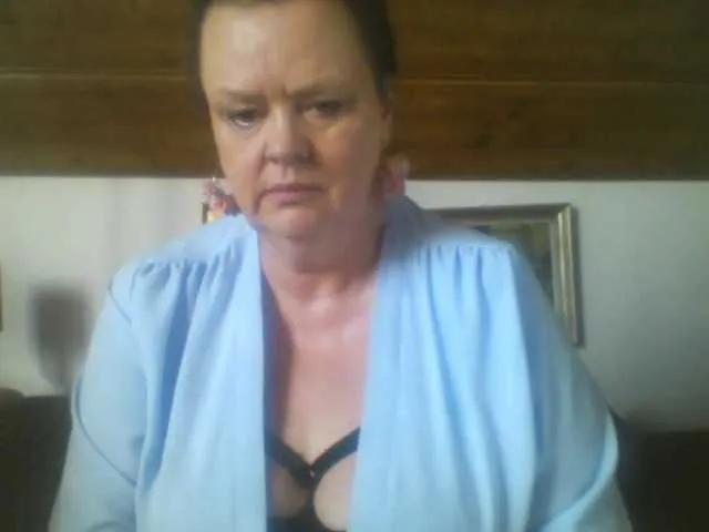 blush_mikki – webcam model profile photo Image 14