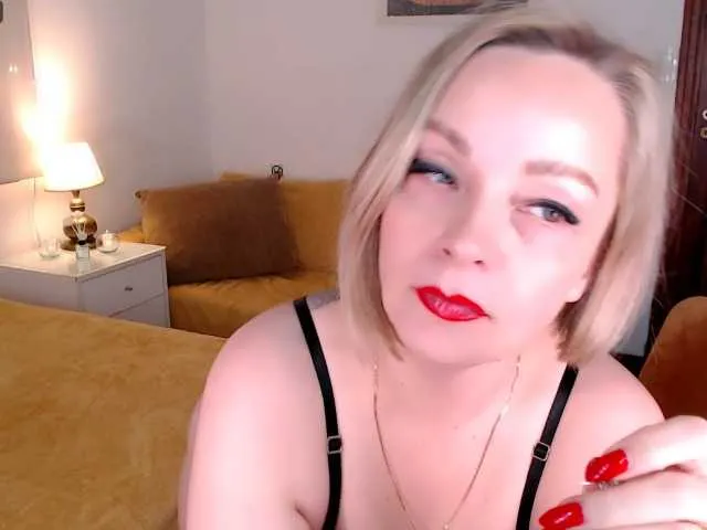 kinkybabies_ – webcam model profile photo Image 2