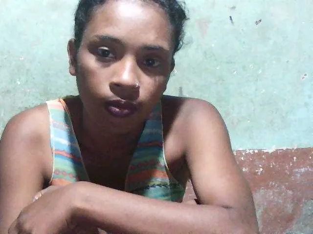 lisagrand – webcam model profile photo Image 16