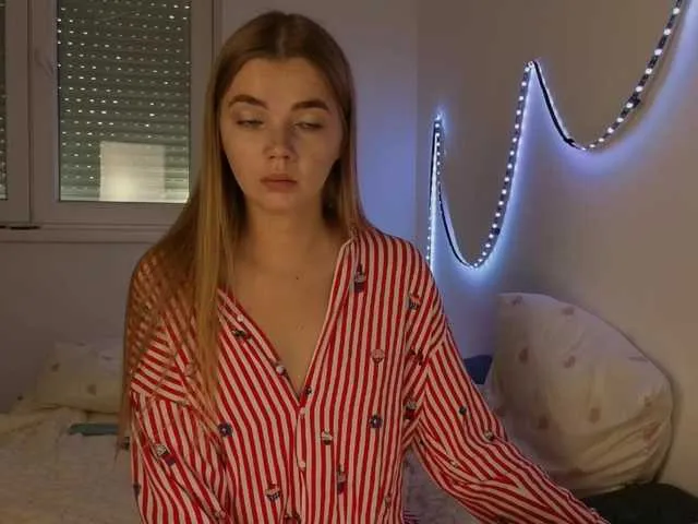 yournaughtymiss – webcam model profile photo Image 16