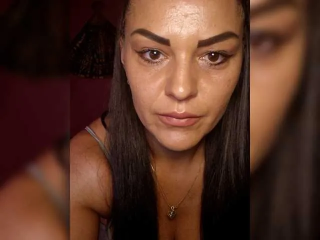 ValentinaVale – webcam model profile photo