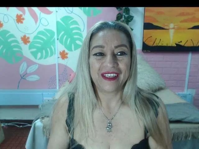 ELENA-XXX – webcam model profile photo Image 16