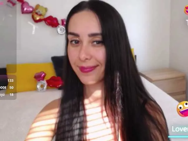 lisagrand – webcam model profile photo Image 17