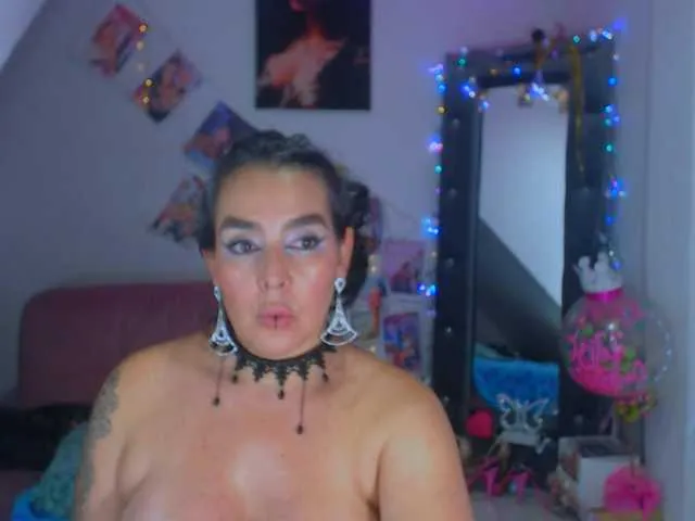 -The-sweet-couple- – webcam model profile photo Image 10