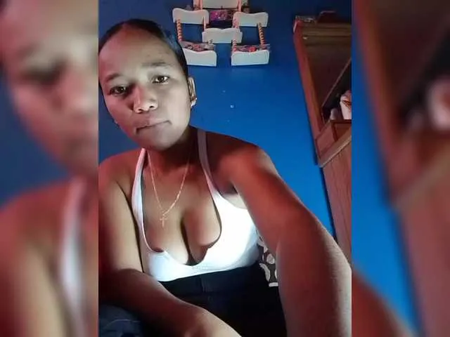 flirtysecretary_xxx – webcam model profile photo Image 9