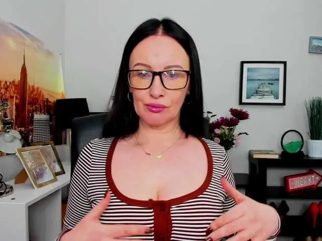 James-Eva0 – webcam model profile photo Image 10