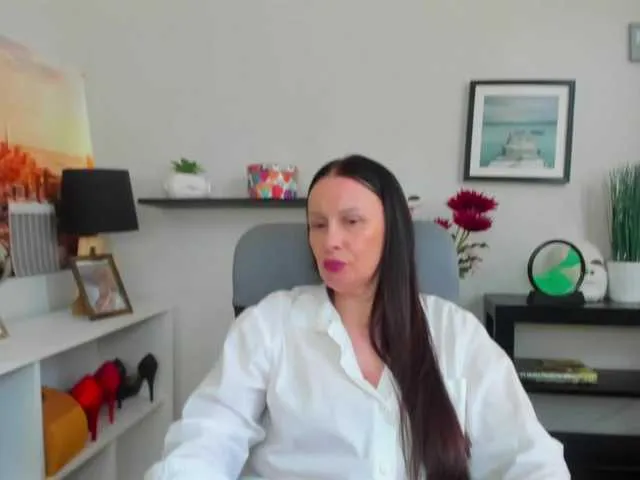 James-Eva0 – webcam model profile photo Image 4