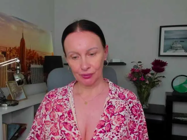 James-Eva0 – webcam model profile photo Image 5