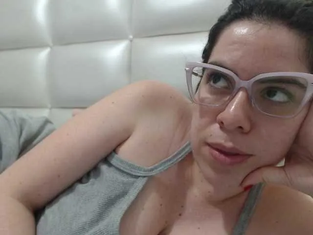 Milana555550 – webcam model profile photo Image 8
