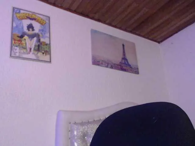 clittygirl52 – webcam model profile photo Image 12