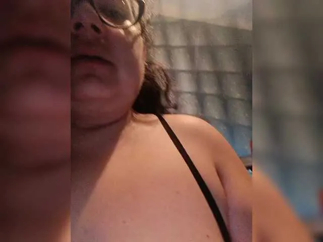 VikiBlanes – webcam model profile photo