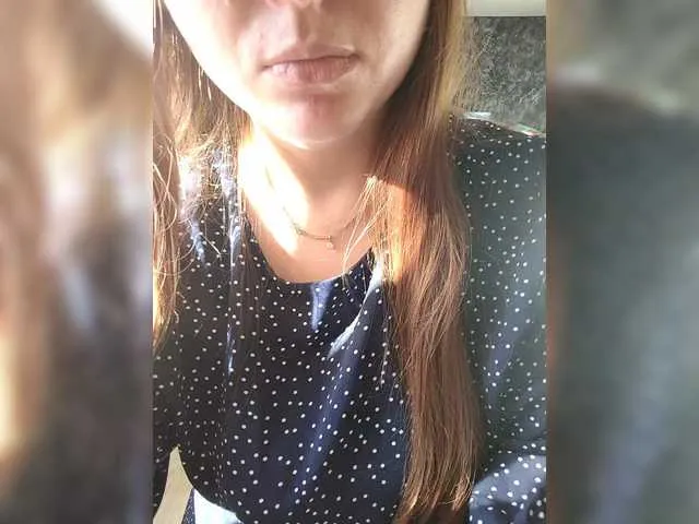 flirtysecretary123 – webcam model profile photo Image 15