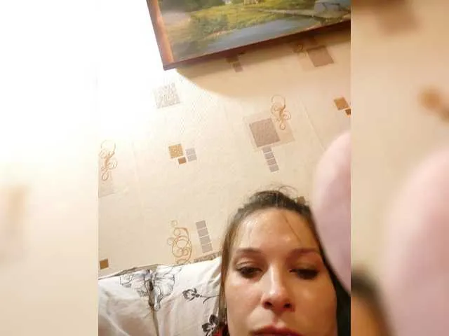 LindaLukas – webcam model profile photo Image 2