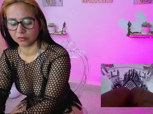 DvaBomja – webcam model profile photo Image 7