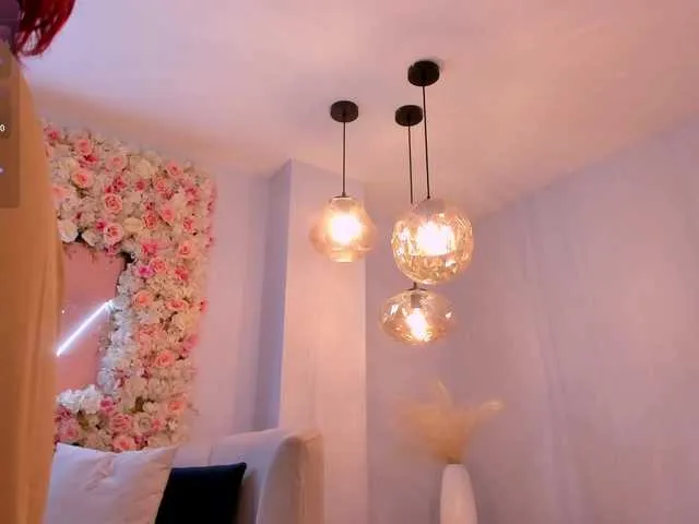 trixie_taylor – webcam model profile photo Image 4