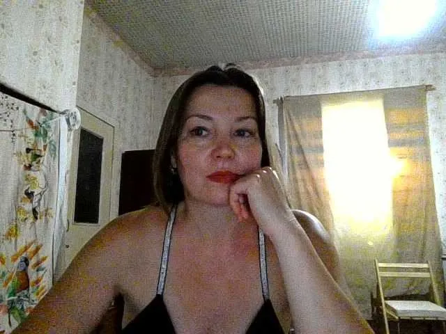 krissone – webcam model profile photo Image 2